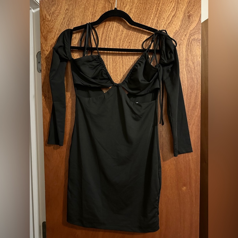 Brand new alive girl black mini dress size 10